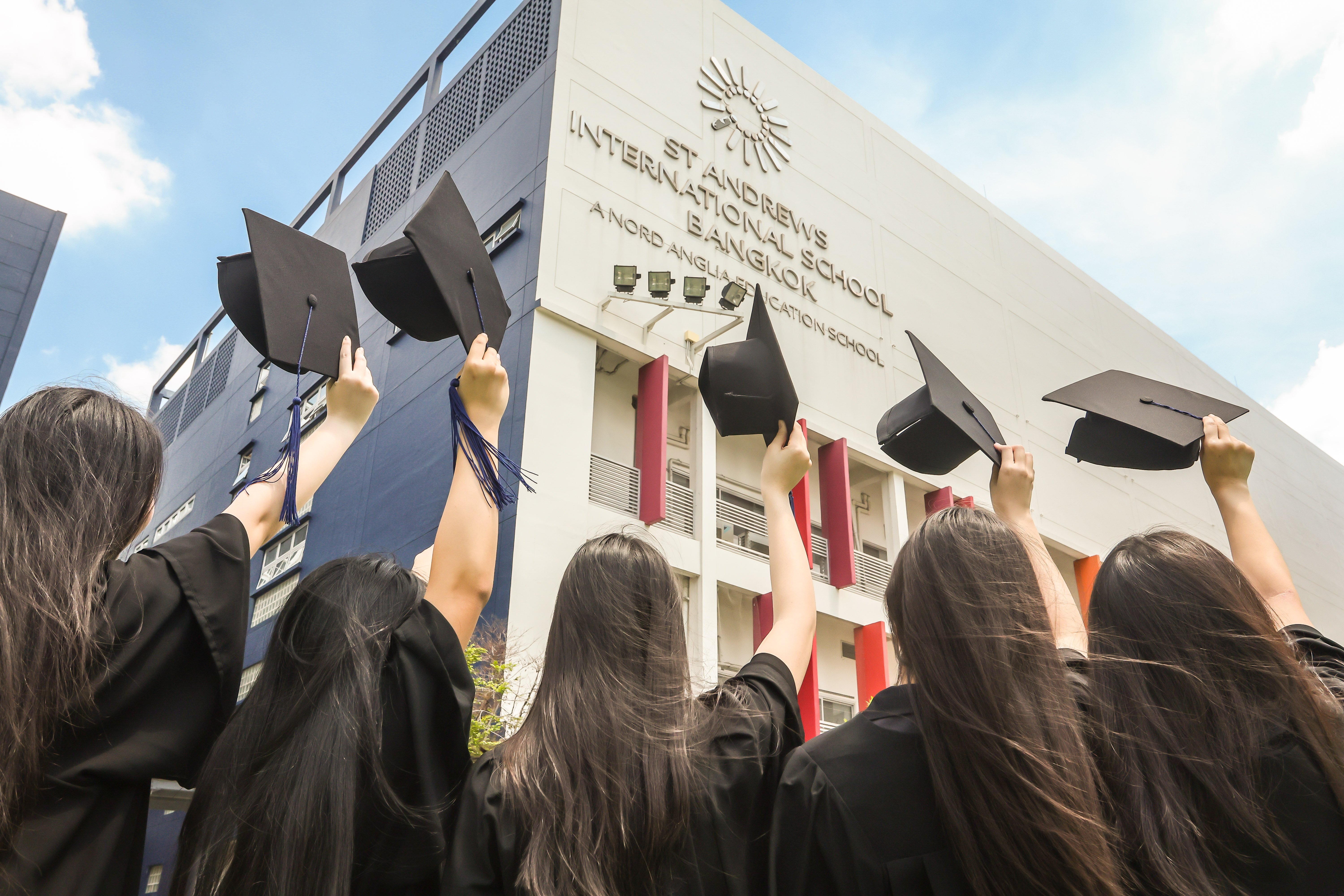 How to Find, Apply and Win International School Scholarships in Asia